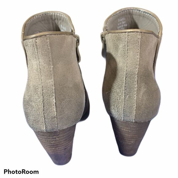 Very Volatile Suede Western Wedge Bootie - Picture 4 of 7